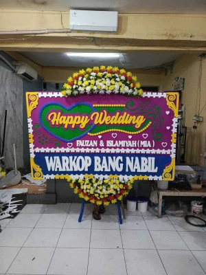 Papan Bunga di Cilacap Utara